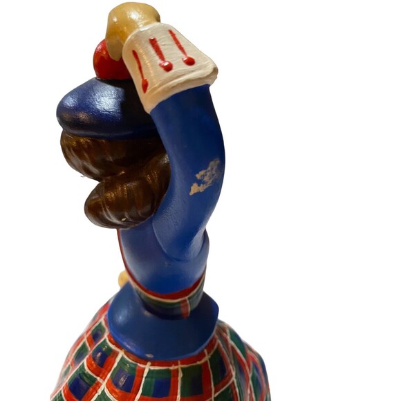 Vintage Holland Mold Scottish Celtic Lass Dancing Girl Brown Eyes Signed plaid - Picture 12 of 13